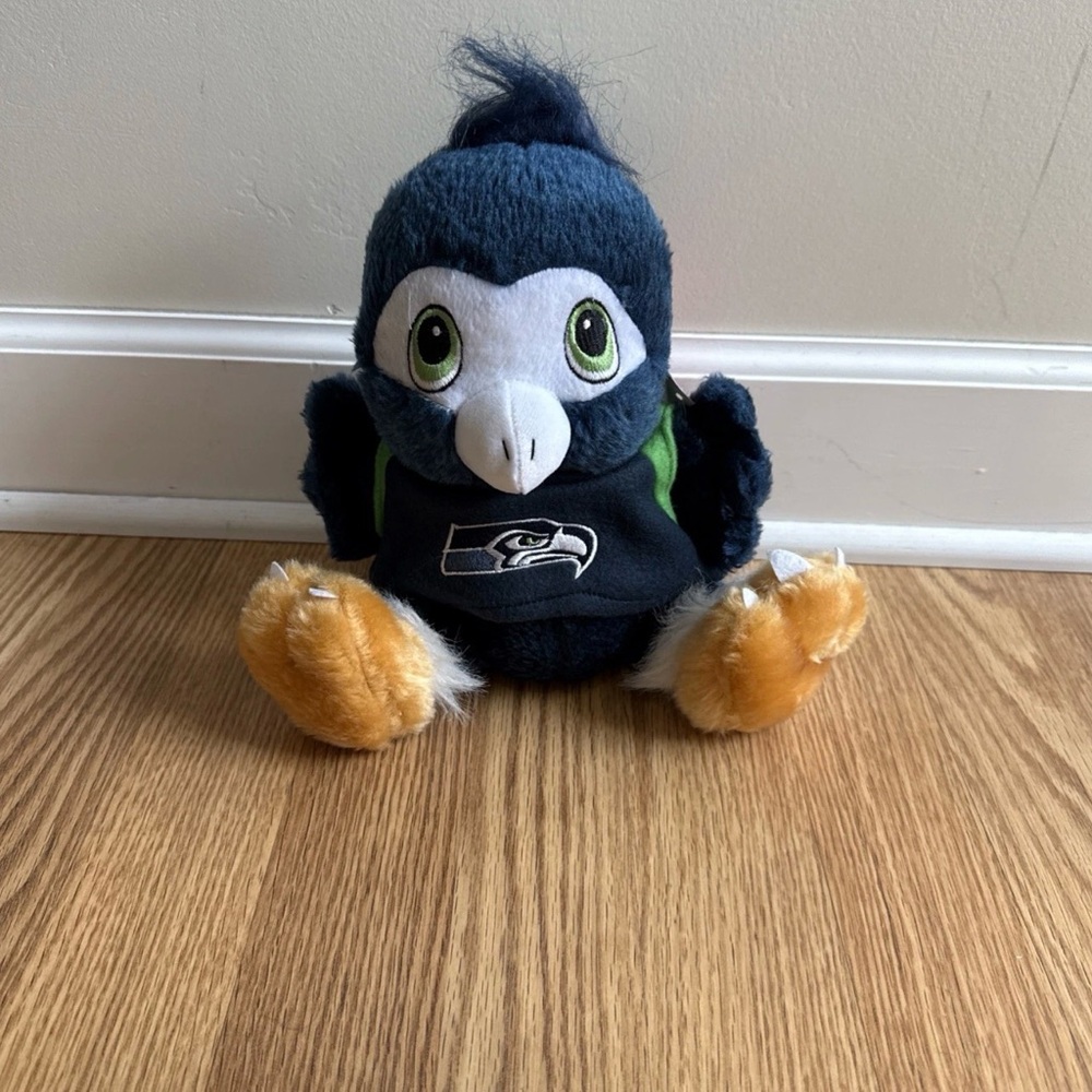 NFL Seattle Seahawks Blitz Mascot Stuffed Plush Figure New with Tags